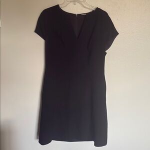 Elie Tahari Black Sheath Mini Dress V-Neck Dolman Sleeve